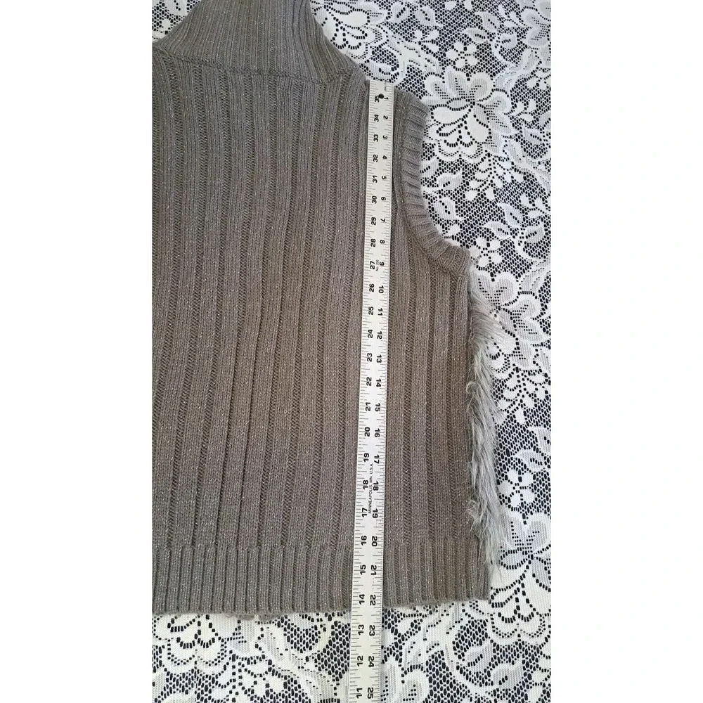 Justice Junior Sz 18 Girls Faux Fur Vest Greenish Brown Full Zip Metallic Thread